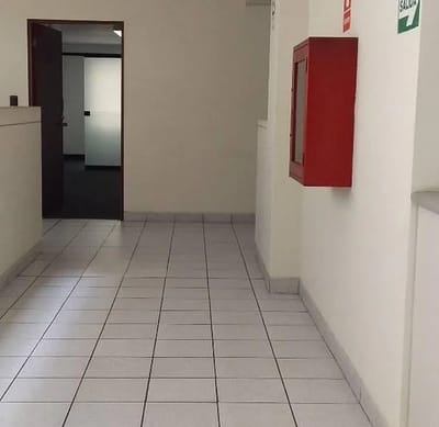 ALQUILER DE OFICINA CON COCHERA EN MIRAFLORES