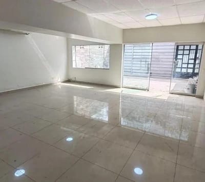Local Comercial en Av Angamos Oeste