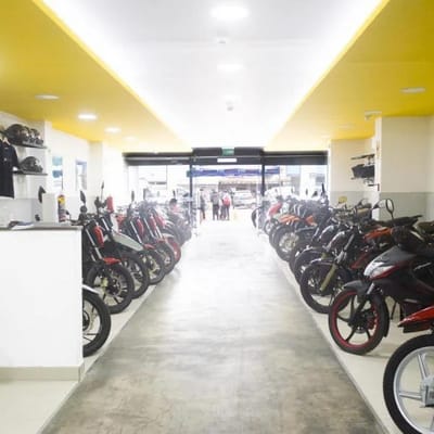 Cerca a Centros Comerciales  Ideal Para Todo Tipo de Negocio