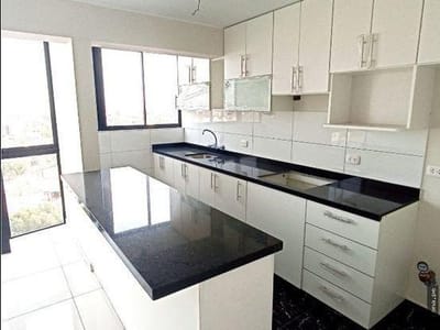 VENTA DE DUPLEX DE ESTRENO Y ENTREGA INMEDIATA EN SURQUILLO