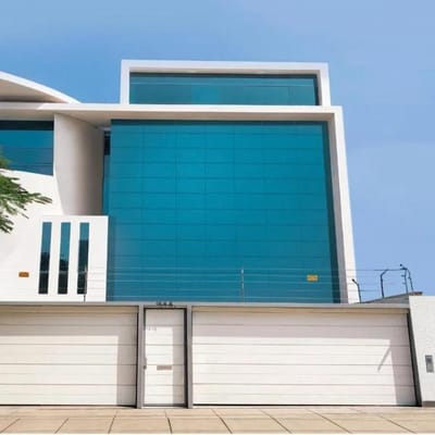 OPOTUNIDAD NICA MODERNO EDIFICIO MUY CERCA A LA RAMBLA SAN BORJA