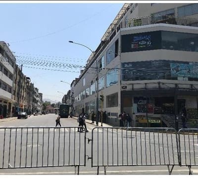 Se Vende Local Comercial  Galera Shopping Center  Paruro