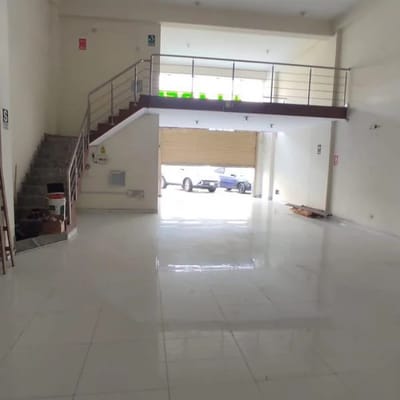Vendo Local Comercial m AT y  de AC en Av Proceres SJL