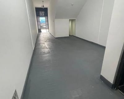 Se Vende Local Comercial  Av Angamos Este  Primer Piso  Excelente Inversin