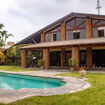SE VENDE HERMOSA RESIDENCIA EN SANTIAGO DE SURCO