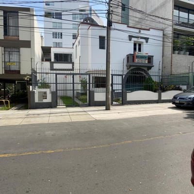 Se vende terreno en Miraflores