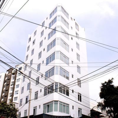 SE VENDE EDIFICIO EN MIRAFLORES ZONIFICACIN CZ