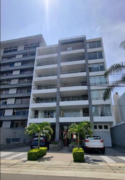 VENTA DE DEPARTAMENTO DUPLEX EN SAN ISIDRO  COUNTRY CLUB