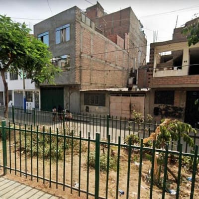 TERRENO CERCA DE PLAZA NORTE SMP
