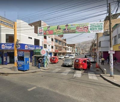 VENTA DE CASA COMO TERRENO EN URB LAS FLORES  SJL