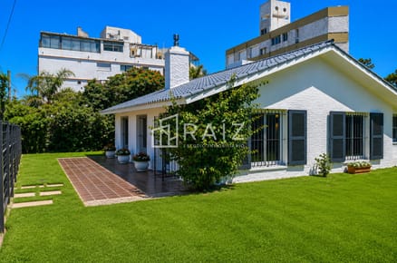Casa en Venta, Mansa, Punta del Este, 3 Dormitorios.