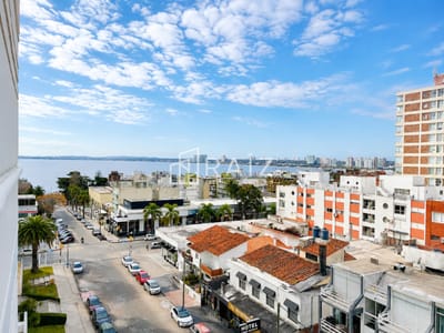 Venta de apartamento de 1 Dormitorio en el corazón de la Península, Punta del Este