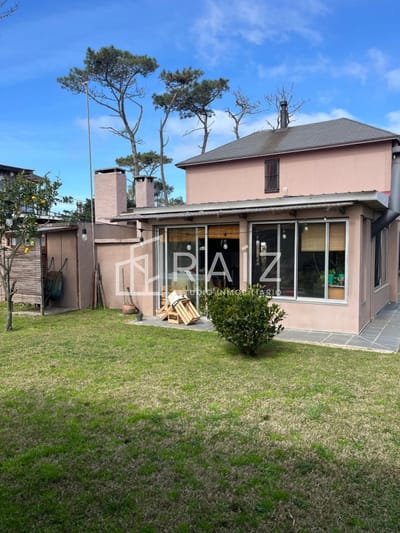 VENTA CASA 3 DORMITORIOS  JOSE IGNACIO - LA JUANITA