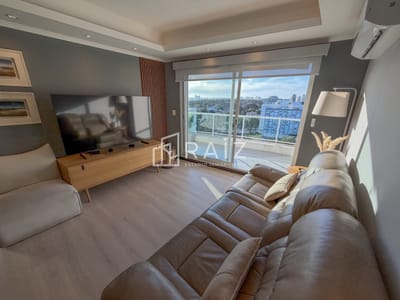 VENTA APARTAMENTO PENTHOUSE 3 DORMITORIOS AIDY GRILL