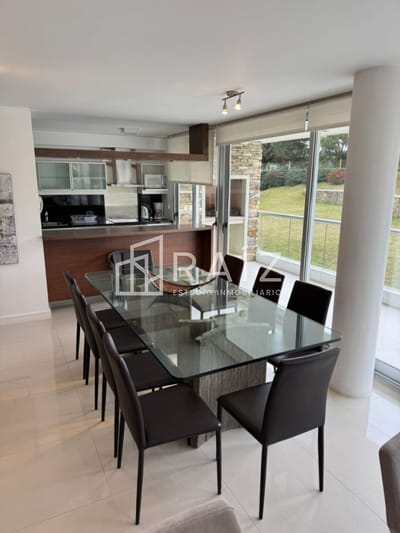APARTAMENTO EN VENTA 2 DORMITORIOS 2 BAÑOS BRAVA