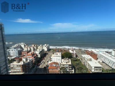 Apartamento 3 dormitorios, península. ALQUILER ANUAL