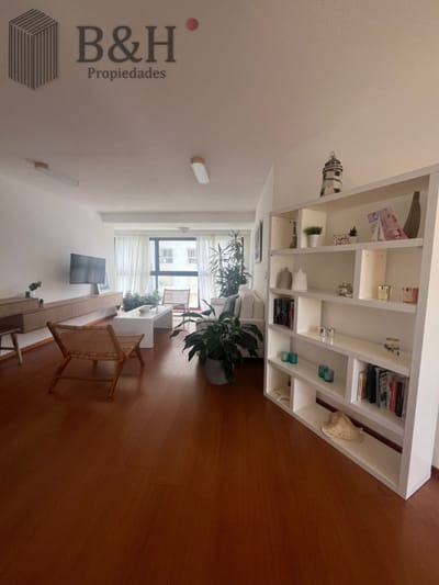 Alquiler y venta frente al mar