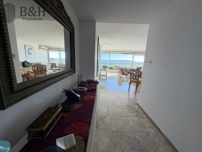 Apartamento de 4 dormitorios en venta, Punta del este