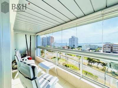 Apartamento de 2 Dormitorios y Parrillero a Pocos Metros de Playa Mansa