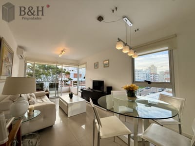 PENTHOUSE EN PENINSULA 2 dormitorios A LA VENTA EN PUNTA DEL ESTE