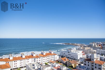 Departamento de 1 dormitorio en venta en Peninsula, vista al mar.