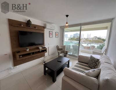 Apartamento en Roosevelt en Alquiler Anual e Invernal con Garaje