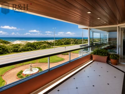 Apartamento Frente al Mar en Brava, 4 Dormitorios - Punta del Este, Playa Brava