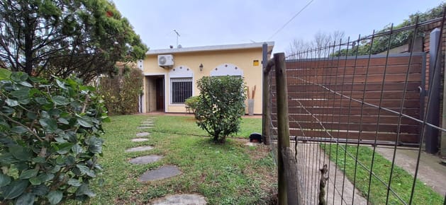 Casa en venta 3 dormitorios con barbacoa PINARES