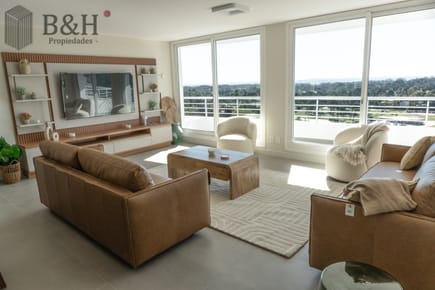 Venta Apartamento. 3 Dormitorios con 3 baños.