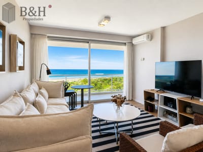 Moderno Apartamento de 3 Dormitorios en Primera Línea del Mar. Blue Marine, Playa Brava Punta del Este