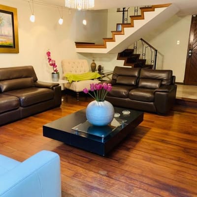 Casa en Las Gardenias Surco  Buena ubicacin