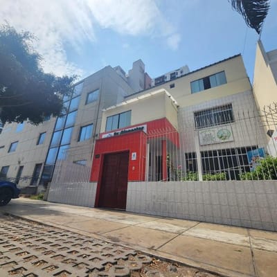 Casa remodelada para centro mdico en ubicacin estratgica de Jess Mara