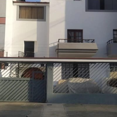 Casa en Alquiler para vivienda u oficina Excelente ubicacin