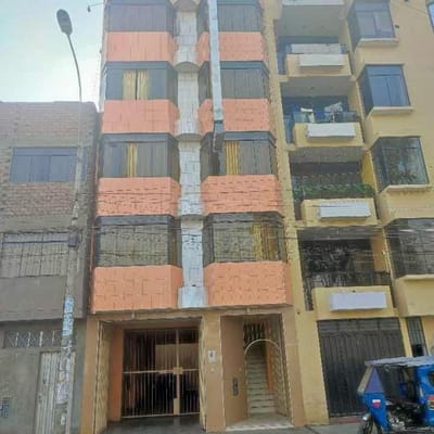 OCASIN PARA INVERSIONISTAS SE VENDE HOTEL EN ATE A  MINUTOS DE REAL PLAZA DE PURUCHUCO
