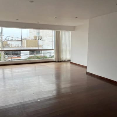 EN VENTA FLAT  M CHACARILLA TAMBOS