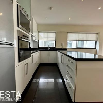 Alquilo Hermoso Departamento a un Paso del Parque Meliton Porras Miraflores