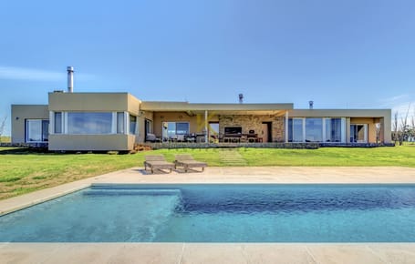 Casa en venta en Laguna de los Cisnes
