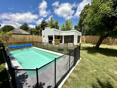 Hermosa casa con piscina en alquiler de temporada