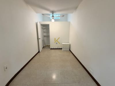 Oficina en alquiler en playa Mansa, Punta del Este