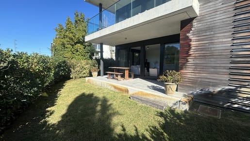 2 DORMITORIOS + JARDÍN