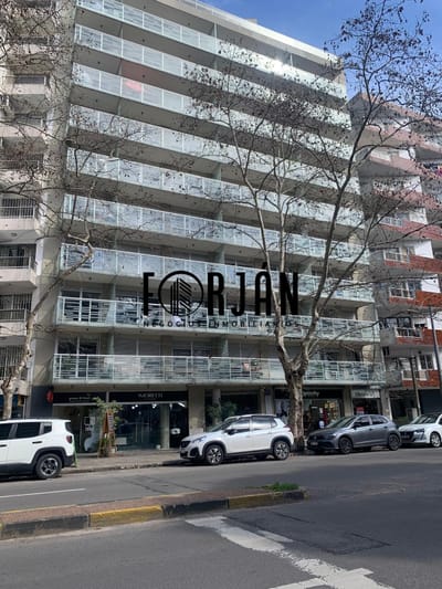 Apartamento en alquiler c/ cochera en Pocitos