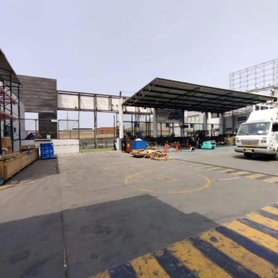 Local Industrial en Venta   m   Av Evitamiento  ATE