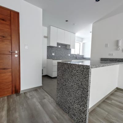 Vendo Lindo Flat de Estreno en Chacarilla m