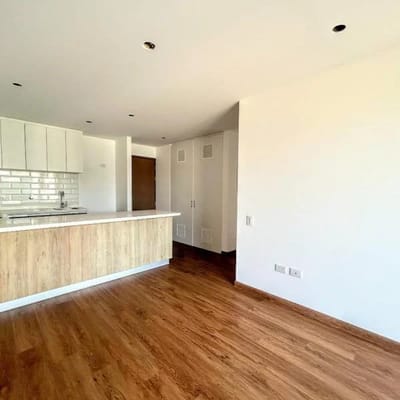 Vendo Comodo Flat de Estreno en Lince Limite con San Isidro