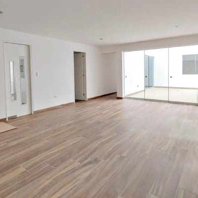 Gran Flat de m a estrenar en Valle Hermoso Surco