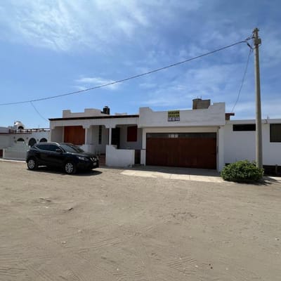 OCASION VENTA DE HERMOSA CASA DE  PLAYA   PLAYA LOS LOBOS PANAMERICANA SUR Km