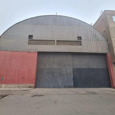 EN VENTA LOCAL INDUSTRIAL DISTRITO ATE ZONA MERCADO SANTA ANITA