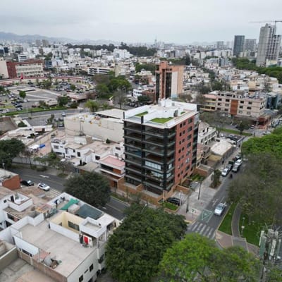 San Isidro Corpac Hermoso departamento de  mts estreno frente a parque