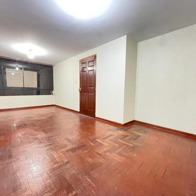 Venta de Departamento en Condominio Villa Sol bien ubicado en Los Olivos