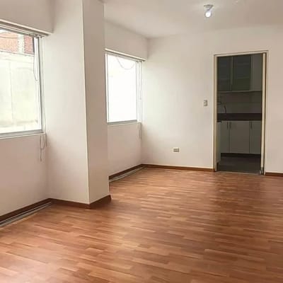 DEPARTAMENTO  ER PISO  URB SANTA CATALINA LA VICTORIA